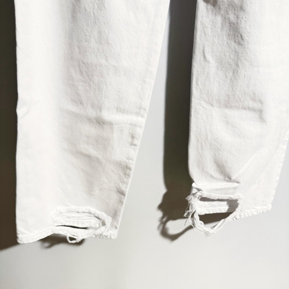 Good American - White Good 90’s Loose Fit Distressed Jeans - Picture 6 of 6